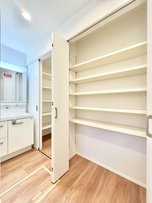 ���̑��@�������̂�����K��Ԃł��B�����̐g�x�x���C�����ǂ����g�������܂��B 