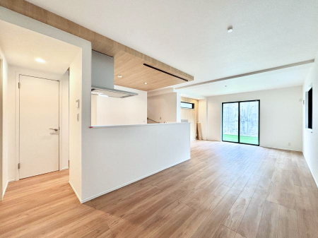 ���̑����ρ@�Ƒ������R�ƏW�܂�e���̃X�y�[�X�ɂȂ肻��