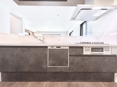 �L�b�`���@�������������I�ɁA�y�����I�V�X�e���L�b�`��  