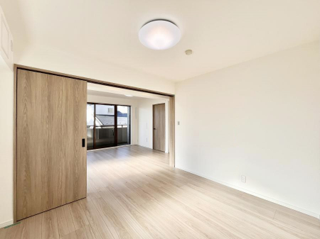 ̑ρ@rOאڂ̗m͊JărỎƂĂg܂