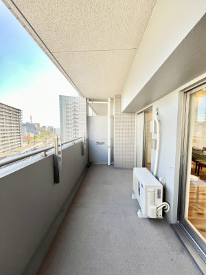 oRj[@Sn悢Ȃ炨󕨂ł@