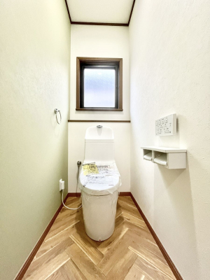 gC@gC1K2KꂼɔzuĂĂƂĂ֗łB 