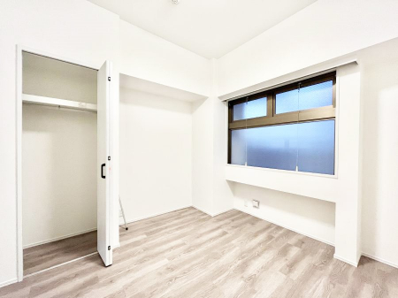 �q�������@�S�����N���[�[�b�g�t��