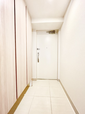 ���ց@���ւɂ͎��[�������Ղ肠��̂ŃX�b�L�������q���I�ȋ�Ԃ�ۂĂ���