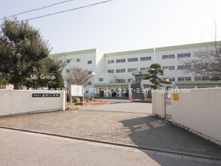 ���ӊ��@���w�Z 1970m �D���s���ᏼ���w�Z