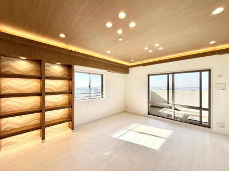 ���r���O�@�傫�ȑ����炽���Ղ�̗z���ƕ����������郊�r���O  