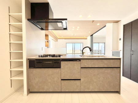 �L�b�`���@���������Ȃ���ł����Ƒ��Ƃ̉�b���y���߂�ΖʃL�b�`��