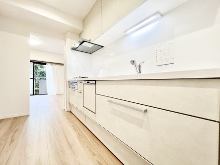 �L�b�`���@�L�X�Ƃ����g������̗ǂ��L�b�`���œ��X�̂��������y�����Ȃ肻��