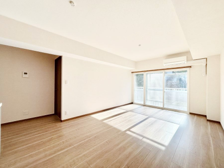 ���̑����ρ@�Ƒ��̂Ȃ�����؂ɂ����_�C�j���O 