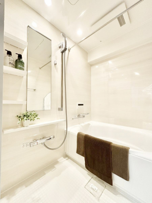 �����@����̔�������Ă���閾�邢�������̂���o�X���[��