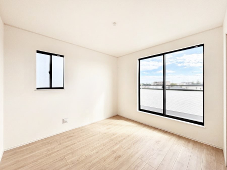 �Q���@�����`Bed Room�`�@2�ʍ̌����m�ۂ������邢�����́A���ʂ����ǂ��A��ϋ��S�n�̗ǂ���ԂƂȂ��Ă���܂��B�u�₩�ȕ��������ċN���钩�́A���K�����̎n�܂�ɁI���������ʕ����ƂĂ��ǂ��Z�܂���