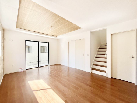 ���̑����ρ@�Ƒ������R�ƏW�܂�e���̃X�y�[�X�ɂȂ肻��