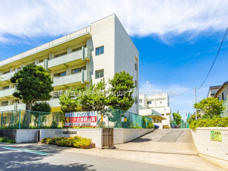 ���ӊ��@���w�Z 600m �D���s���@�c���w�Z