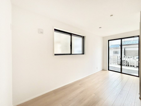 �Q���@�����`Bed Room�`�@2�ʍ̌����m�ۂ������邢�����́A���ʂ����ǂ��A��ϋ��S�n�̗ǂ���ԂƂȂ��Ă���܂��B�u�₩�ȕ��������ċN���钩�́A���K�����̎n�܂�ɁI���������ʕ����ƂĂ��ǂ��Z�܂���