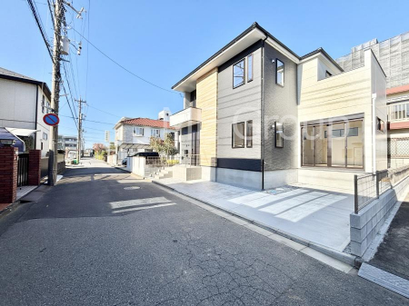 ���n�O�ώʐ^�@�O�ρ`Exterior�`   �O�ʓ��H�͊ՐÂȏZ��n���͂���Ԓʂ�̏��Ȃ����H�B���Ԃ̏o��������炭�炭�ł��I���s���_�E���n���w�̂���]�́A���C�y�ɂ��₢���킹���������I