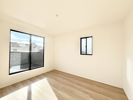 ���̑����ρ@���邢�o���R�j�[�T�C�h�ɗm����ݒu�B�ڊo�߂̗ǂ��Q���ɁB