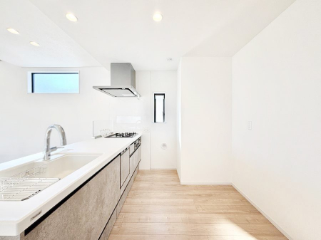 �L�b�`���@��Ƃ肠��L�b�`���ł͂��Ƒ��Ɗy�������������ł��܂��B