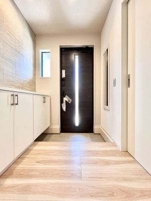 ���ց@�����`Entrance�`�@���ւ͉Ƃ̊�Ƃ����܂����䂪�Ƃ̃Z���X�����肰�Ȃ����������閣�͂��錺�֑�����y���݂̈�B�A���x�ɉƑ����ق��Ƃł���S�n�悢��ԑ������؂ł��ˁ�