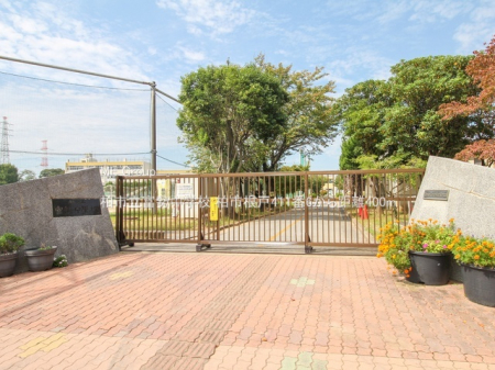 ���ӊ��@���w�Z 400m ���s���x�����w�Z