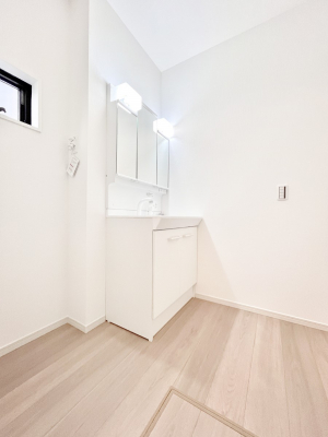 ���̑��@�L�X�Ƃ�Ƃ�̂��郉���h���[�X�y�[�X�B  