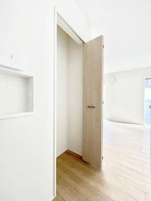 ���̑����ρ@�����W�܂肻����LDK���X�b�L���Еt���܂��B  