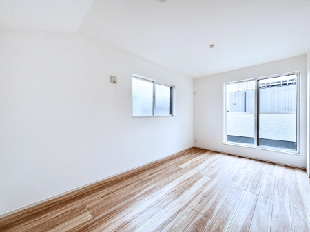 ���̑����ρ@�����`Bed Room�`  �u��������������l�v�Ƃ��v�w�ł�����肭�낰��Q���B  �����̉Ǝ��₨�d���ɔ�ꂽ���̓t�J�t�J�̃x�b�g�Ŗ�����Ă��������B�e���r��{�I�������Ă����K�ȍL����������