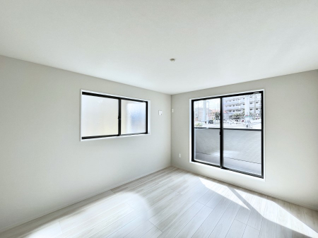 �Q���@�����`Bed Room�`�@�؂̉����肪�₳�����t���[�����O�͈��炬�������炷�v���C�x�[�g��ԁB����߂̃t���[�����O�ł��̂ŁA�ǎ��Ƃ��}�b�`���A���������X�ɍL�������Ă������ʂ��B