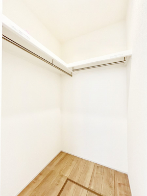 ���̑��@�ߗނ��n���K�[�Ɋ|�����܂܎��[�ł���WIC�B�ߗނ̐������ڂ����₷���ĕ֗��ł��I