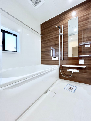 �����@����̔�����₷��؂ȃo�X�^�C���B�������Ƃ����C���y����Ŕ����Ƃ肽���ł��ˁI  