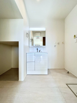 ���ʑ�E���ʏ��@�傫�����₷���O�ʋ��Ő�����������ʑ�́A�g�����Ȃ݃`�F�b�N�┧�̂������ɂ������߂ł��B 