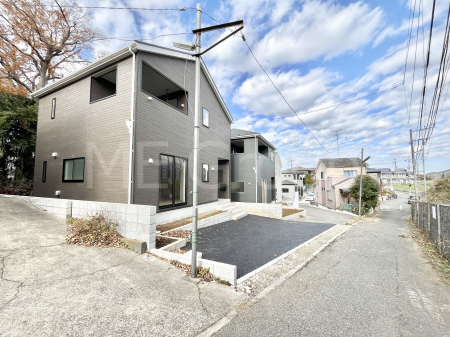 ���n�O�ώʐ^�@�O�ρ`Exterior�`�@�O�ʓ��H�͊ՐÂȏZ��n���͂���Ԓʂ�̏��Ȃ����H�B���Ԃ̏o��������炭�炭�ł��I���s���_�E���n���w�̂���]�́A���C�y�ɂ��₢���킹���������I