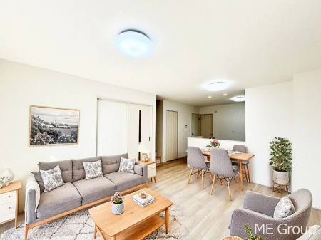 ���r���O�@�������������͋C�̂k�c�j�͉Ƒ��݂�Ȃ̉��K��ԁ��Ƌ��CG�ł�