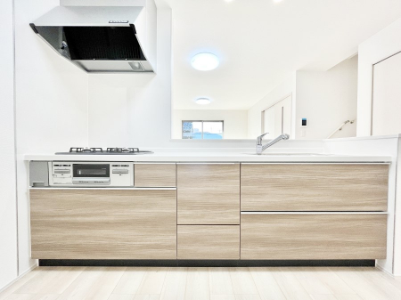 �L�b�`���@�������������I�ɁA�y�����I�V�X�e���L�b�`��