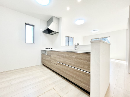 �L�b�`���@���������Ȃ��炲�Ƒ��Ƃ̉�b���y���߂�ΖʃJ�E���^�[�L�b�`��