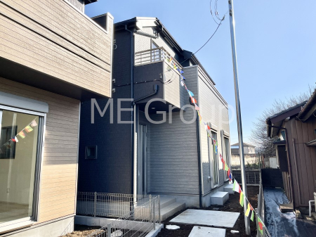 ���n�O�ώʐ^�@�������ꂽ�O�ρA�㎿�ȏZ��Ԃ��L���鎺���͉i�����S���ĉ߂�����Z���ł��B �@