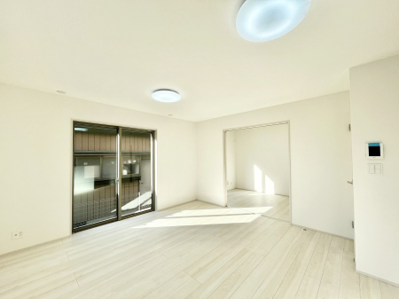 ���̑����ρ@�Ƒ������R�ƏW�܂�e���̃X�y�[�X�ɂȂ肻��