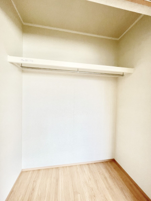 ���[�@�����Ղ�̎��[�X�y�[�X�ŉ��K�ɕ�点���� 