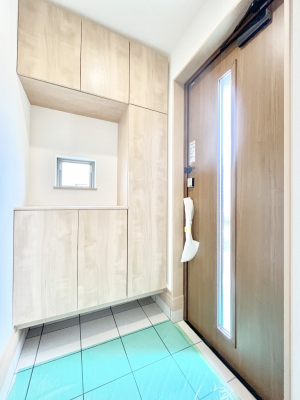 ���ց@������D�������`Entrance�`�@�Ƃ̒��ł��q�l���}����ŏ��̏ꏊ�ł��錺�ւ́A�Ƃ̈�ۂ��̂��̂ł��I�L�x�Ȍ��֎��[�ŁA����Y��ɕۂ��Ƃ��o���܂��􌺊ւɂ͂����Ղ���[�̉��ʔ��������I