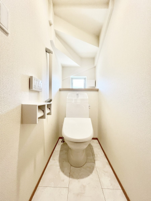 �g�C���@������D�������`Toilet�`�@�Y��E�X�b�L���E���K�ȃE�H�V�����b�g�t�g�C���ł��낰���Ԃł��B�̌������薾�邭�A���K��ԂƂȂ��Ă���܂��������g���ꏊ�����炱���̔z���ł��I