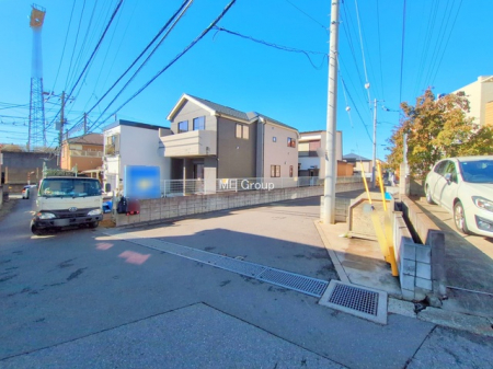 ���n�O�ώʐ^�@�`Exterior�`�@�O�ʓ��H�F�쓌 3.82m �����@�O�ʓ��H�͊ՐÂȏZ��n���͂���Ԓʂ�̏��Ȃ����H�B���Ԃ̏o��������炭�炭�ł��I���s���_�E���n���w�̂���]�́A���C�y�ɂ��₢���킹���������I