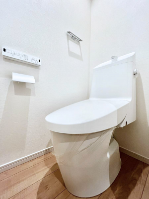 �g�C���@�����`Toilet�`�@�Y��E�X�b�L���E���K�ȃE�H�V�����b�g�t�g�C���ł��낰���Ԃł��B�g�C���͖����g�킴��𓾂Ȃ����́B����������ۂ������ł��ˁB�g�C����2��������̂Œ��̍��G���ɕ֗��ł��I