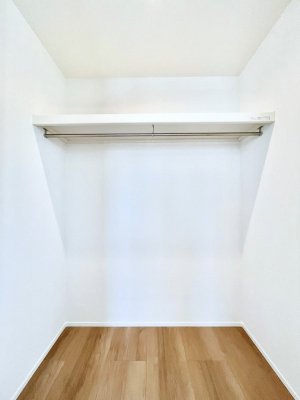 ���̑��@�ߗނ��n���K�[�Ɋ|�����܂܎��[�ł���WIC�B�ߗނ̐������ڂ����₷���ĕ֗��ł��I