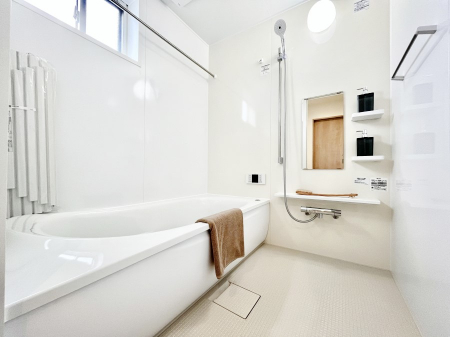 �����@1���̔������t���b�V���ł���A���K�ȃo�X�^�C�������o���Ă���܂��B