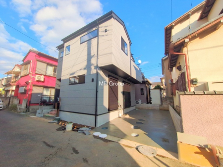 ���n�O�ώʐ^�@�`Exterior�`�@��ˌ��Ă̑傫�ȃ����b�g�́A�����B�́u�y�n�v���u���R�Ɂv�g���鎖�ł��B�K�[�f�j���O��c�h�x�C�Ԃ�o�C�N�̎�ȂǗl�X�ȗp�r�ŗ��p�ł��܂��B