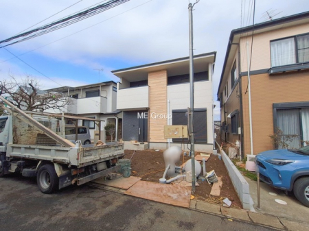 ���n�O�ώʐ^�@�`Exterior�`�@�l�G��ʂ��Ď��R�ƐG�ꍇ����X�|�b�g�������A���U����W���M���O�A�T���̂��Ƒ��ł̗V�тɍœK�ł��B�J�����Ƃ�Ƃ�ɕ�܂ꂽ���z�̏Z�܂��������ɂ���܂��B