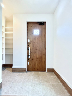 ���ց@������No.1�������`Entrance�`�@���ւ͉Ƃ̊�Ƃ����܂����䂪�Ƃ̃Z���X�����肰�Ȃ����������閣�͂��錺�֑�����y���݂̈�B�A���x�ɉƑ����ق��Ƃł���S�n�悢��ԑ������؂ł��ˁ�