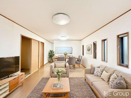 ���r���O�@���Ƒ��̓��₩�Șb�����ŕ�܂�閾�邢���r���O  ���Ƌ��CG�ł�