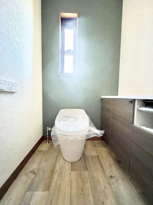 �g�C���@�g�C����1�K��2�K���ꂼ��ɔz�u����Ă��ĂƂĂ��֗��ł��B 