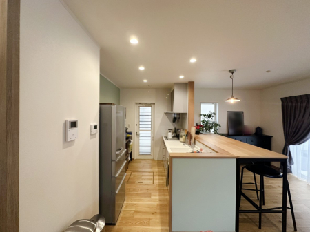 ���̑����ρ@�Ƒ������R�ƏW�܂�e���̃X�y�[�X�ɂȂ肻��