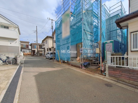 ���n�O�ώʐ^�@�`Exterior�`�@�O�ʓ��H�F�k�� 4.5m �����@�O�ʓ��H�͊ՐÂȏZ��n���͂���Ԓʂ�̏��Ȃ����H�B���Ԃ̏o��������炭�炭�ł��I���s���_�E���n���w�̂���]�́A���C�y�ɂ��₢���킹���������I